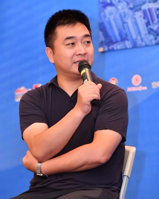 二更視頻集團副總裁  費里尼