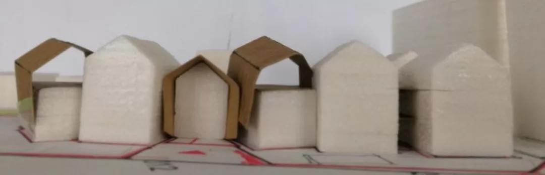 建筑草?！问秸Z言提煉