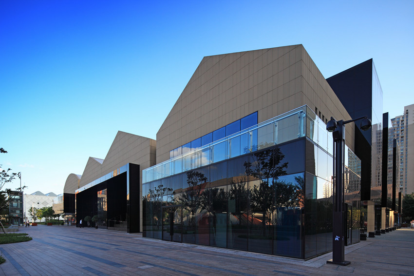 上海設計中心（南館）